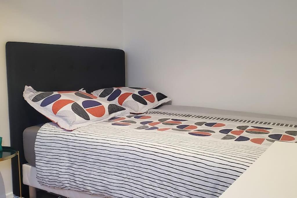 Tulsa Home - Superbe Appartement De Deux Chambres - Avec Terrasse Privee Osny Exteriör bild